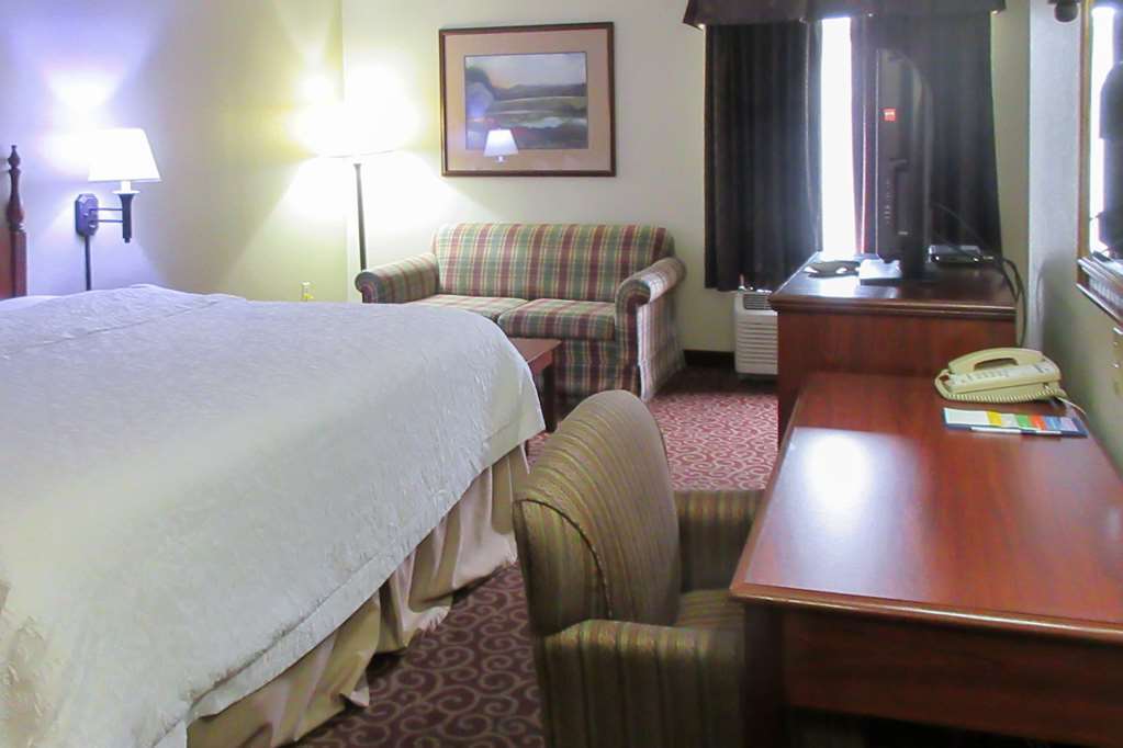 Quality Inn & Suites Quincy - Downtown Cameră foto