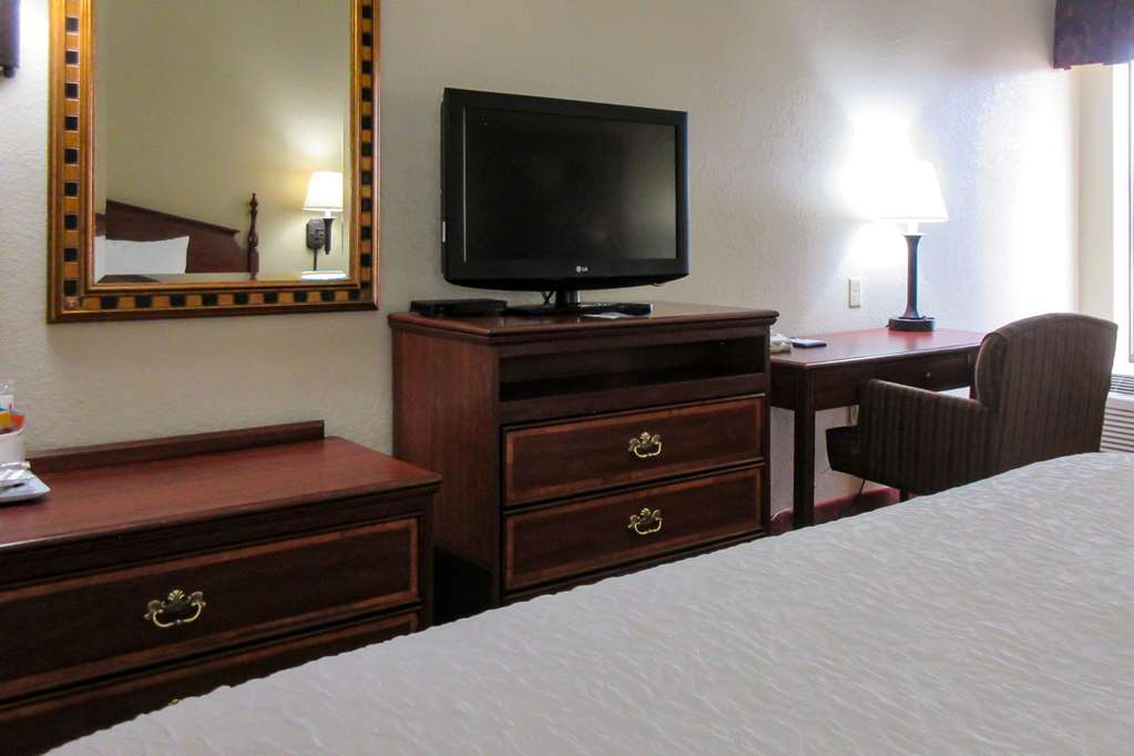 Quality Inn & Suites Quincy - Downtown Cameră foto